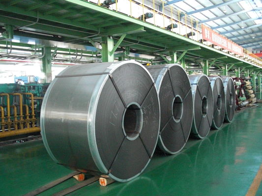 1000-1800 mm bobine en acier laminé à chaud pour les applications structurelles