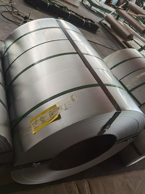 Coil laminé à chaud brillant HRC Diamètre intérieur 508 mm Pour la construction navale / automobile
